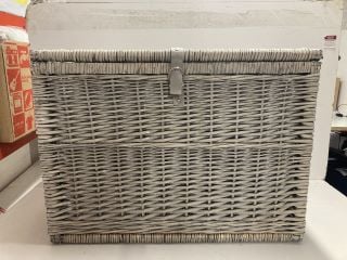 JOHN LEWIS & PARTNERS WILLOW GREY WASH TRUNK