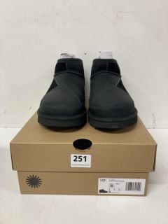 UGG CLASSIC ULTRAMINI REMAIGNED IN BLACK SIZE UK 6