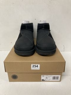 UGG CLASSIC ULTRAMINI REMAIGNED IN BLACK SIZE UK 6