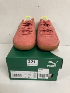 PUMA PALERMO SHEEN GUM TRAINERS IN  SALMON/LIME SIZE UK 4