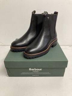 BARBOUR EVIE BLACK HEELED BOOT IN BLACK SIZE UK 4