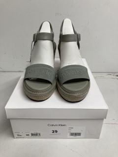 CALVIN KLEIN WEDGE SANDAL IN GREY SIZE EU 40