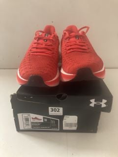 UNDER ARMOUR UA INFINITE ELITE RUNNING TRAINERS IN RED SIZE UK 9