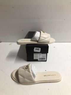 COACH SANDALS IN CREAM SIZE UK 3.5