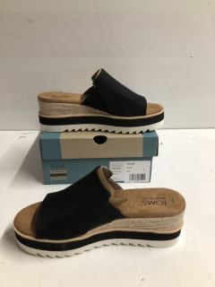 TOMS DIANA MULE BLACK HEAVY CANVAS PLATFORM SANDALS SIZE UK 7