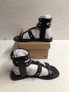 RIVER ISLAND BLACK SEQUIN SANDALS IN BLACK SIZE UK 5