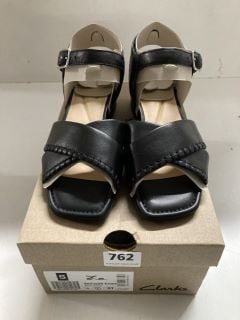 CLARKS SERINA 35 CROSS SANDALS IN BLACK LEATHER SIZE UK 3