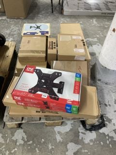 PALLET OF VARIOUS TV MOUNTS