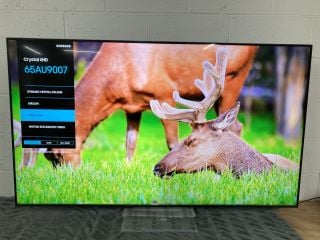 SAMSUNG 65" TV MODEL: UE65AU9007K RRP: £699 (NO REMOTE, WITH STAND, WITH BOX) (CASE DAMAGE)