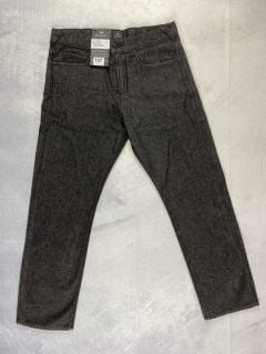 PAUL SMITH MEN'S STANDARD FIT JEAN. SIZE: 32, MADE FROM: 100 COTTON. RRP: £130