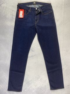 PAUL SMITH MEN'S TAPERED FIT JEAN. SIZE: 30, MADE FROM: 99 COTTON 1 ELASTANE. RRP: £120