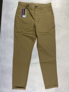 PAUL SMITH MEN'S TAPERED FIT CLEAN CHINO. SIZE: 30, MADE FROM: 100% COTTON - WOVEN PFD/GMT DYE  135GM. RRP: £135