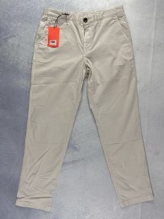 PAUL SMITH MEN'S TAPERED FIT CHINO. SIZE: 32, MADE FROM: 98% PIMA COTTON 2% ELASTANE - WOVEN PFD/GMT DYE  220GM. RRP: £135