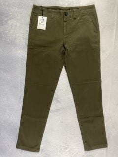 PAUL SMITH MEN'S TAPERED FIT CHINO. SIZE: 32, MADE FROM: 99% COTTON 1% ELASTANE. RRP: £155