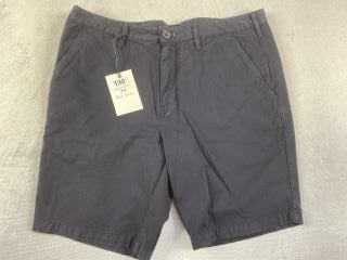 PAUL SMITH MEN'S SHORT. SIZE: 32, MADE FROM: 98% COTTON 2% ELASTANE. RRP: £125