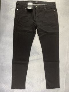 PAUL SMITH MEN'S SLIM FIT JEAN. SIZE: 38, MADE FROM: 95% COTTON 4% POLYESTER 1% ELASTANE - WOVEN BLACK DENIM 15.5. RRP: £125