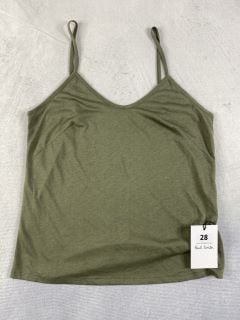 PAUL SMITH WOMEN'S TOP. SIZE: S, MADE FROM: 79% VISCOSE 10% POLYAMIDE 10% METAL FIBRE 1% ELASTANE. RRP: £165