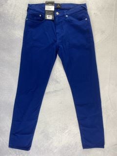 PAUL SMITH MEN'S TAPERED FIT JEAN. SIZE: 32, MADE FROM: 98% ORGANIC COTTON 2% ELASTANE. RRP: £140