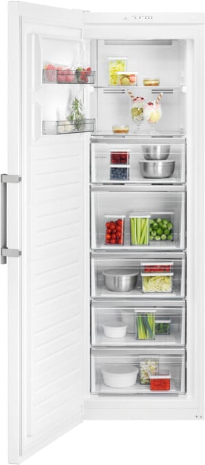 AEG 7000 FREESTANDING FROST FREE FREEZER  MODEL: 0AG7M281EW RRP: £899(IN PACKAGING)