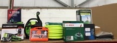 QUANTITY OF GARDEN ITEMS TO INCLUDE SPEAR & JACKSON 5L PRESSURE SPRAYER: LOCATION - A RACK(COLLECTION OR OPTIONAL DELIVERY AVAILABLE)