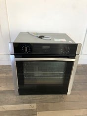 NEFF BUILT IN SINGLE OVEN - MODEL B3ACE4HN0B RRP £599: LOCATION - FLOOR(COLLECTION OR OPTIONAL DELIVERY AVAILABLE)