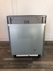 HOOVER FULLY INTEGRATED DISHWASHER - MODEL HI3E9EOS-80 RRP £269: LOCATION - FLOOR(COLLECTION OR OPTIONAL DELIVERY AVAILABLE)