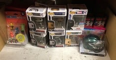 QUANTITY OF TOYS & GAMES ITEMS TO INCLUDE FUNKO POP! MARVEL - DUSK - MARVEL COMICS - AMAZON EXCLUSIVE - COLLECTABLE VINYL FIGURE - GIFT IDEA - OFFICIAL MERCHANDISE - TOYS FOR KIDS & ADULTS - COMIC BO