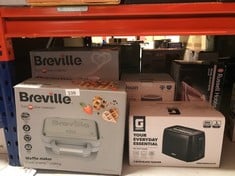 QUANTITY OF ITEMS TO INCLUDE BREVILLE VST072 DURACERAMIC WAFFLE MAKER, NON-STICK AND EASY CLEAN WITH DEEP-FILL REMOVABLE PLATES, WHITE AND STAINLESS STEEL: LOCATION - D RACK