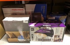 QUANTITY OF KITCHEN & APPLIANCES ITEMS TO INCLUDE TOWER T22008 CERAGLIDE CORDLESS STEAM IRON WITH CERAMIC SOLEPLATE AND VARIABLE STEAM FUNCTION, 2400 W, PURPLE: LOCATION - F RACK