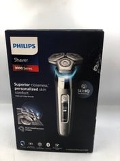 PHILIPS SHAVER SERIES 9000 - WET AND DRY ELECTRIC SHAVER FOR MEN IN CHROME SILVER WITH LIFT AND CUT, SKINIQ TECHNOLOGY, POP-UP BEARD TRIMMER, CHARGING STAND AND TRAVEL CASE (MODEL S9975/35).: LOCATIO