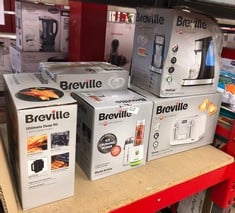 QUANTITY OF KITCHEN & APPLIANCES ITEMS TO INCLUDE BREVILLE BLEND ACTIVE PERSONAL BLENDER & SMOOTHIE MAKER | 350W | 2 PORTABLE BLEND ACTIVE BOTTLES (600ML) | LEAK PROOF LIDS | WHITE & GREEN [VBL246]::