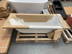 170CM X 65CM APPROX WHITE BATHTUB (KERBSIDE PALLET DELIVERY)