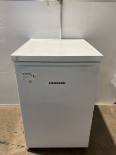 LIEBHERR PURE (RD1400-A22) FREESTANDING LARDER FRIDGE WHITE - RRP £400