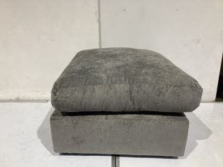 SILVER GREY POUFFE