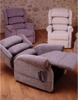 CARECO SMALL RIGHT HAND WHITLEY RISE RECLINER - RRP £2160