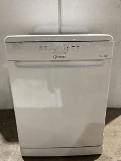 INDESIT (D2FHK26UK) FREESTANDING START DELAY DISHWASHER WHITE - RRP  £250