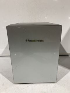 RUSSELL HOBBS SILVER MINI FRIDGE