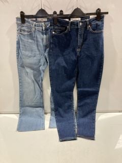 ITEMS TO INCLUDE DESIGNER  SIZE 38 MNG LIGHT DENIM JEANS