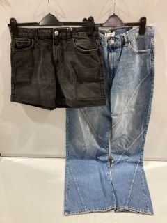 ITEMS TO INCLUDE DESIGNER  MNG MOM JEANS SIZE 40W