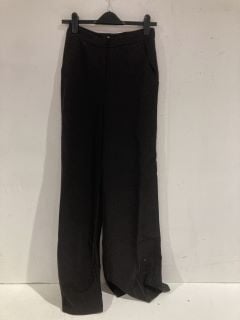 ITEMS TO INCLUDE DESIGNER MICHELLE KEEGAN TROUSERS BY VERY  SIZE 12