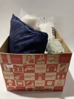 BOX OF ITEMS TO INCLUDE BLUE PILLOW