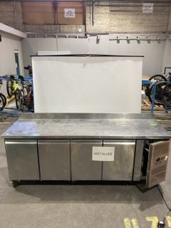 CATERTEAM FOUR DOOR FREEZER WORK SURFACE GN4200TN