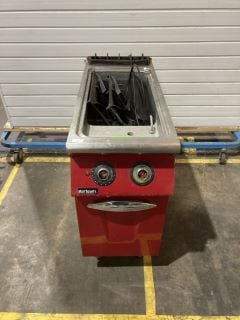 CATERTEAM FREE STANDING SINGLE WELL OIL FRYER