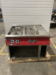 CATERTEAM FREE STANDING FOUR HOB COOKER