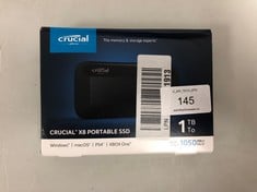 CRUCIAL 1 TB SSD HARD DISK (ORIGINAL RRP - €151.46) IN BLACK (BOX AND USB-C CABLE) [JPTZ8187]