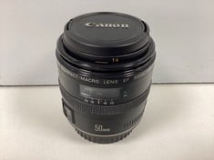 CANON COMPACT-MACRO LENS EF 50MM 1:2.5 REFLEX CAMERA LENS (ORIGINAL RRP - €230,00) IN BLACK (WITH LENS CAPS) [JPTZ8145]