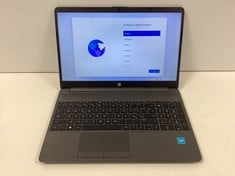 LAPTOP HP 250 G9 256 GB (ORIGINAL RRP - 569,00€) IN BLACK. (WITH CHARGER - NO BOX, KEYBOARD WITH FOREIGN LAYOUT). INTEL CELERON N4500, 8 GB RAM, , INTEL UHD GRAPHICS [JPTZ7799]