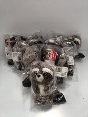 15 X SOFT TOY GLUBSCHIS DANGLING RACCOON CLOONEY 15 CM - LOCATION 51C.