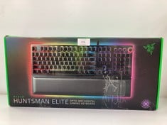 RAZER HUNTSMAN ELITE OPTO-MECHANICAL (RRP 139€) - LOCATION 2A.