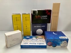 VARIETY OF TECHNOLOGY ITEMS INCLUDING DECORATIVE LED LIGHTS - LOCATION 44A.